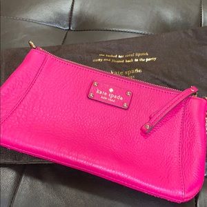 Like new Kate Spade hand bag